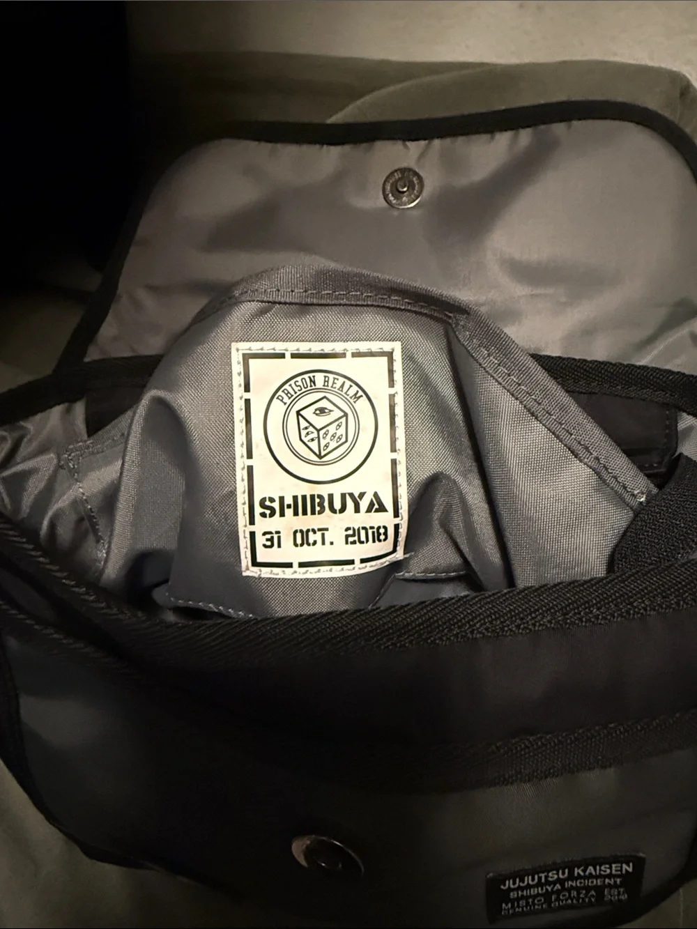 Jiujitsu kaisen Casual Black and Gray Men's Messenger Bag with Patch Details